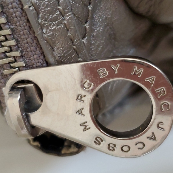 Marc by Marc Jacobs Handbag - Picture 9 of 9